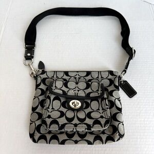 COACH Signature Crossbody cross body Purse